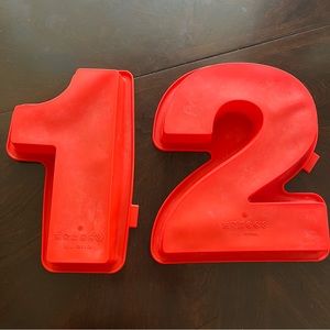 Lekue Silicone Cake Baking Pans Numbers 1 and 2